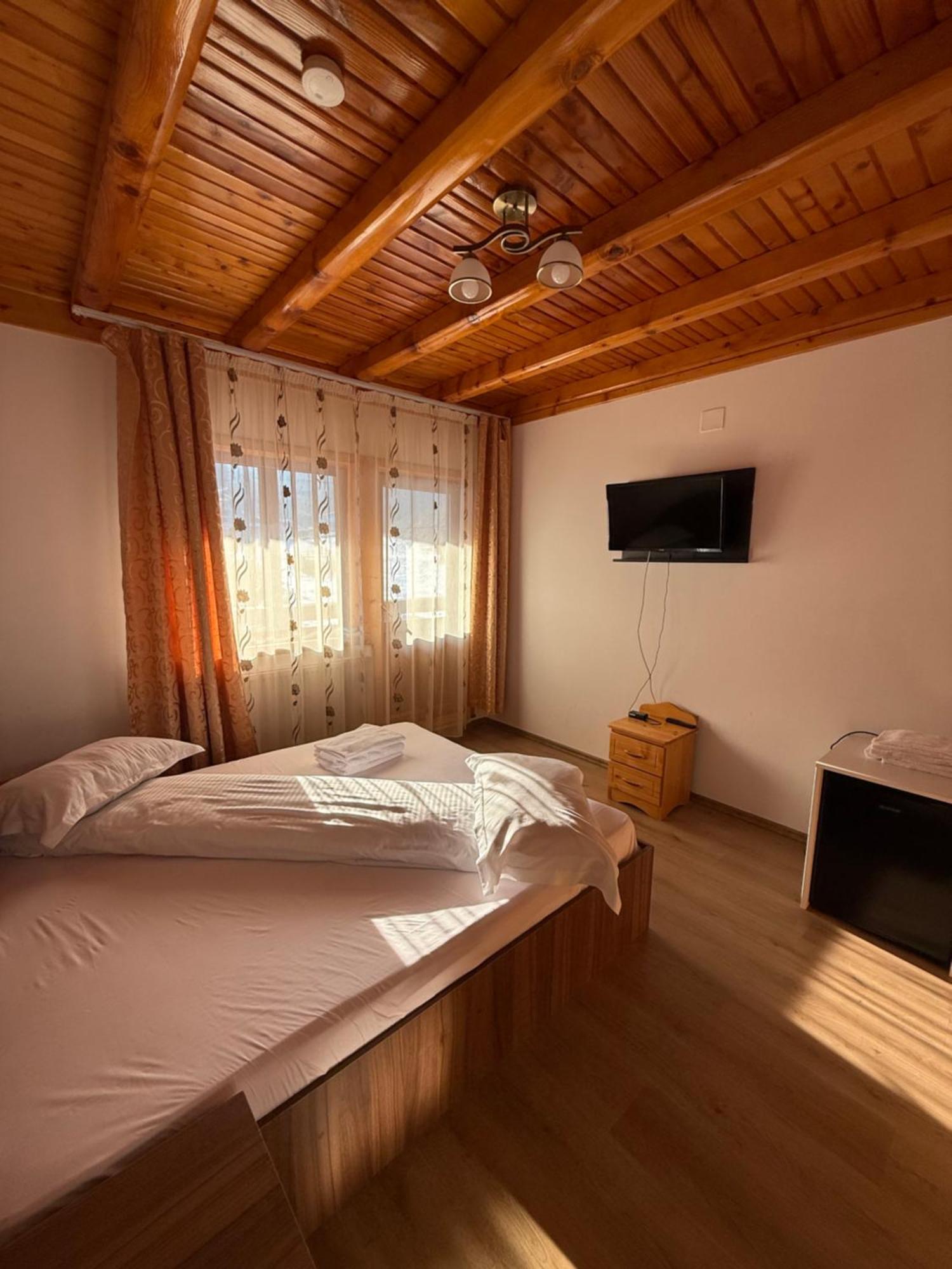 Casa Maryon Villa Rucăr Eksteriør bilde